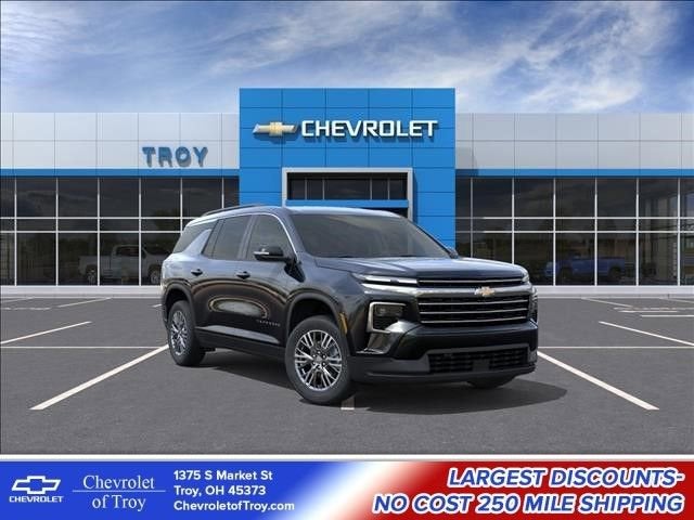 2026 Chevrolet Traverse LT in Mosaic Black Metallic — front three-quarter view