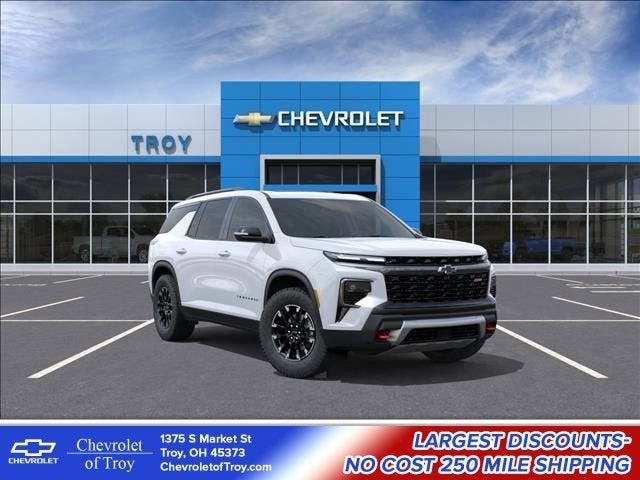 2026 Chevrolet Traverse Z71 in Polar White Tricoat — front three-quarter view
