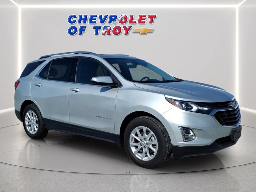 2018 Chevrolet Equinox LT in Silver Ice Metallic — front three-quarter view