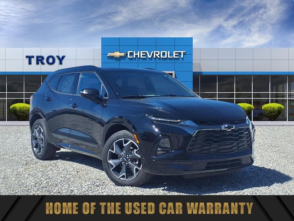 2019 Chevrolet Blazer RS in Black — front three-quarter view